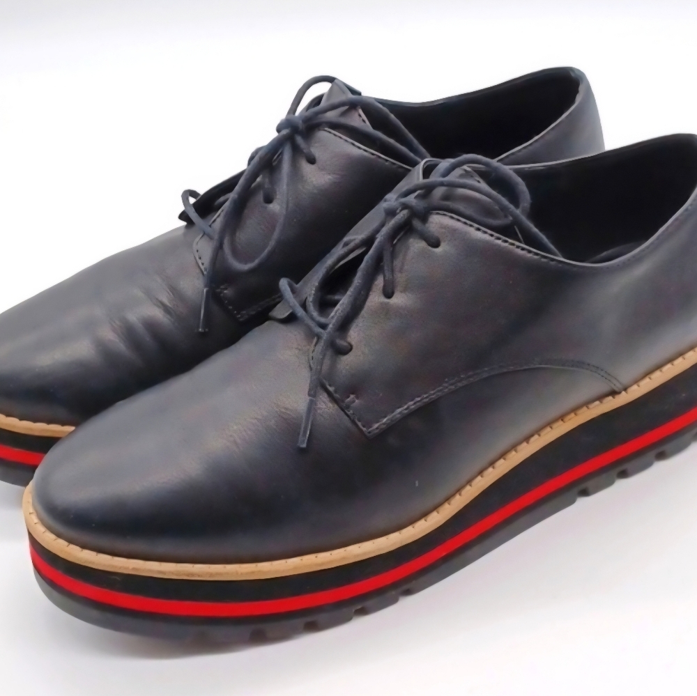 Eileen Fisher Black Leather Oxfords with Red and Tan Accents